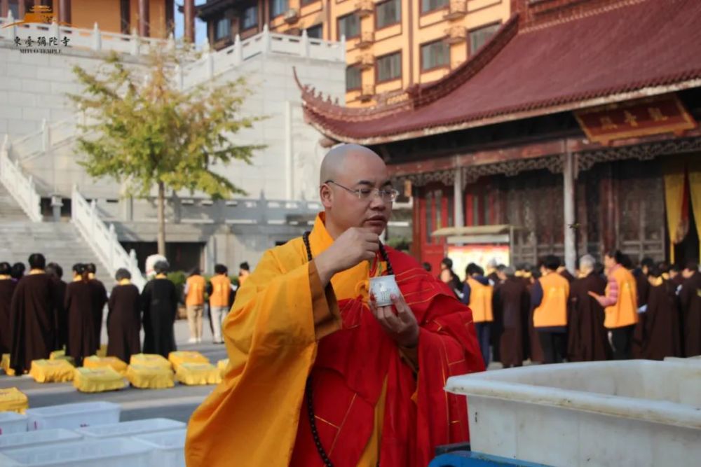 每周放生丨11月7日东台弥陀寺举行放生活动