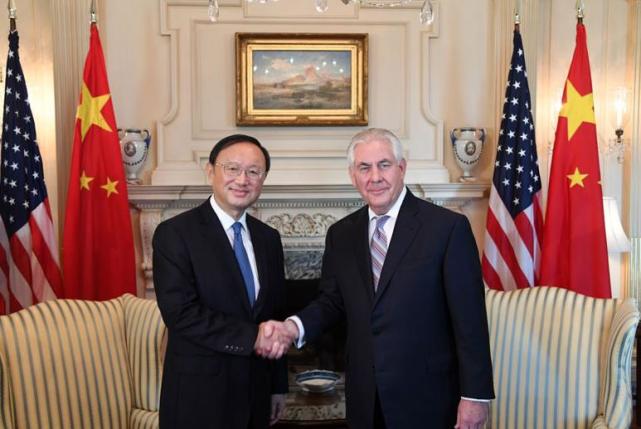 朝鮮半島局勢惡化 楊潔篪同蒂勒森通電話 就朝鮮半島局勢交換意見