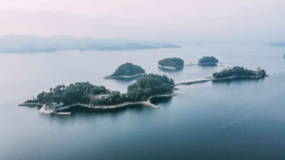 秋游千岛湖水光潋滟晴方好千岛碧水画中游