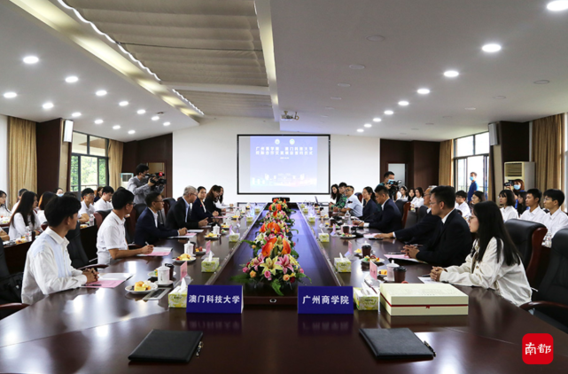 广州商学院校长李晓表示,站在学校高质量,快速发展的新起点上,学校