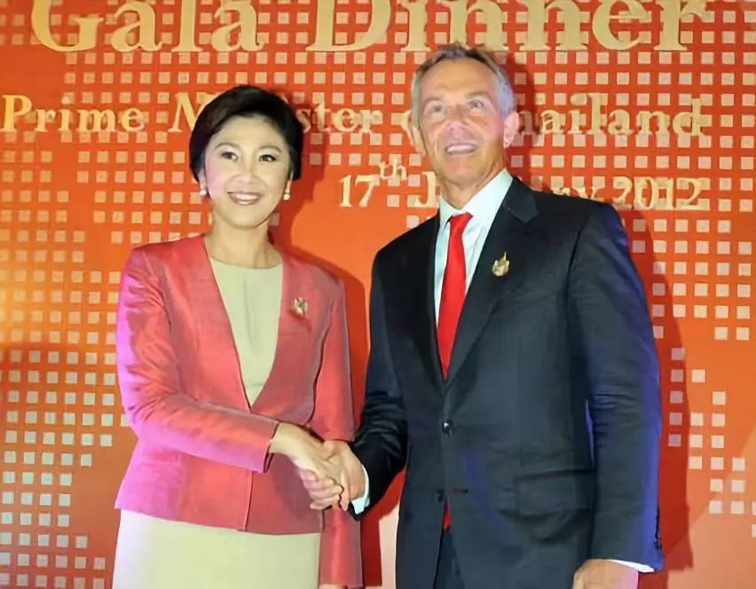 美丽的外婆英拉