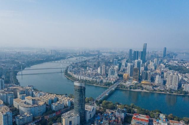 马鞍山,俯瞰城市美景,柳州约会最佳去处