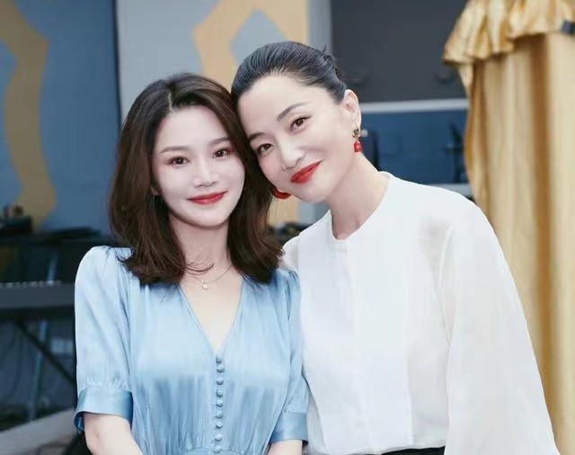 "《再见爱人》年轻漂亮的制片人刘乐感慨,"爱这件