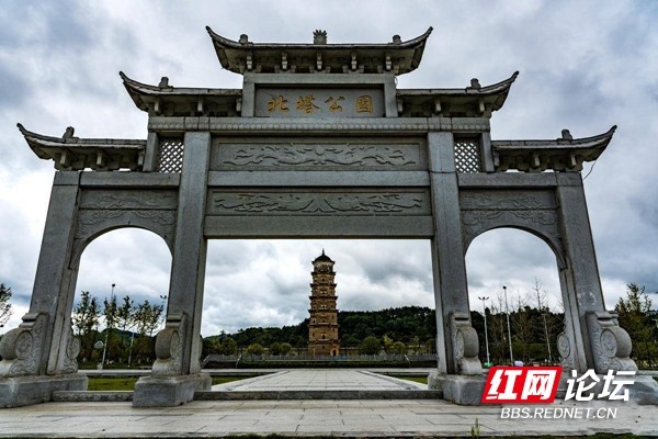 每日一图湖南建筑精巧的湘中名塔新化北塔