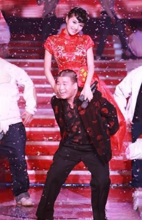 有了称心如意的搭档,孙小宝的表演更加生动了,后来每次演出,他和金玲