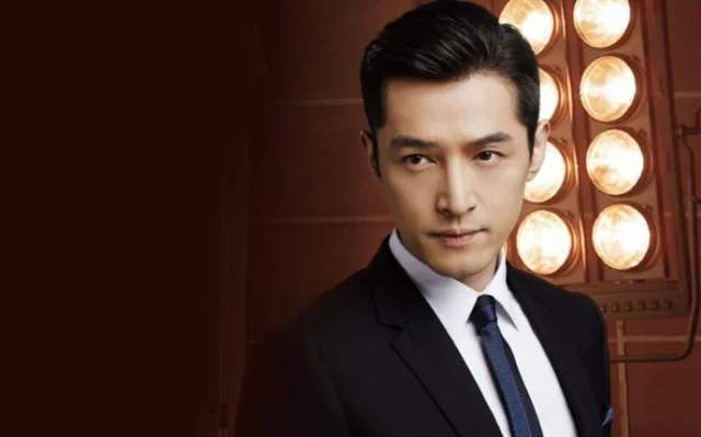 胡歌工作室深夜发图引发争议,胡歌回应了一句话,难怪受众人追捧!