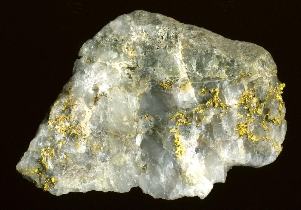 河南发现31吨特大金矿,矿场附近能捡到金子吗?
