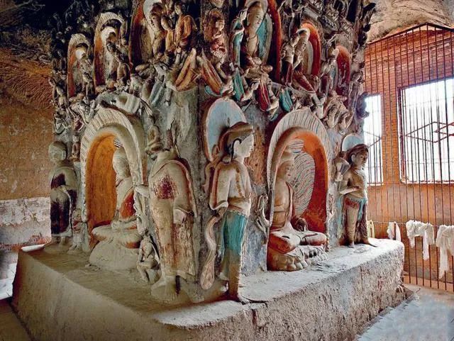 文殊山石窟是我国早期佛教遗存,属于"凉州模式"的石窟,其壁画具有河西