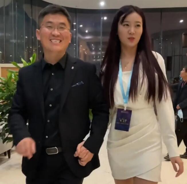 网红姜涛带女友见母亲!预计年底结婚,彩礼准备了88万