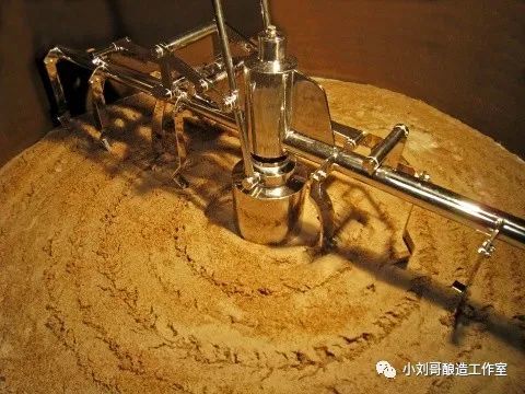 过滤槽法过滤对麦汁质量的影响及过滤操作要点平衡罐装置的应用