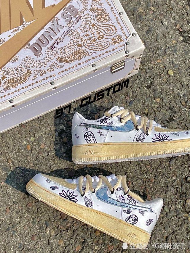 nikeaf1沙漠腰果花只要官方一半的价格而且还是正品