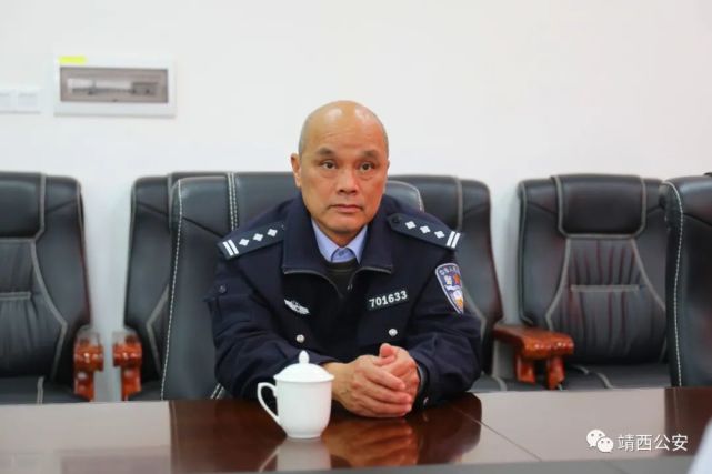 老民警余立森同与会人员深情回顾了从警数十年来的点滴,并感谢局党委