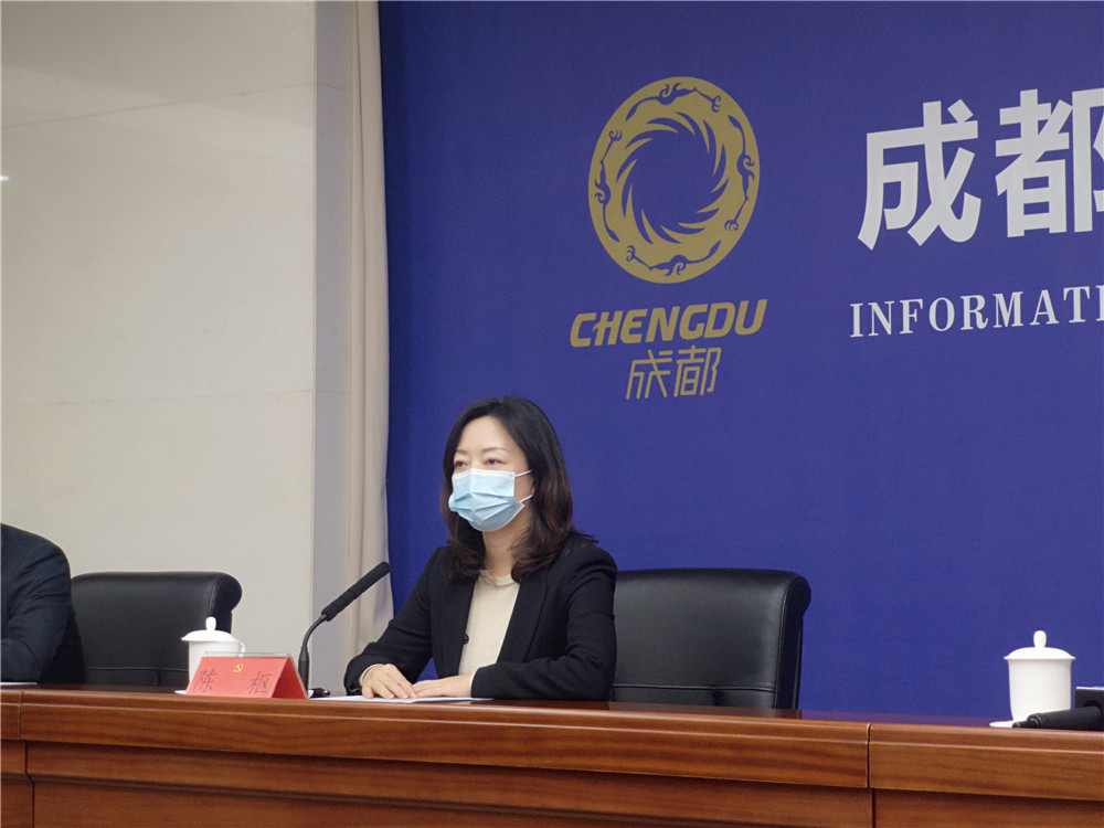 据成都市成华区人民政府副区长陈枢通报,全区已对病例主要轨迹场所及