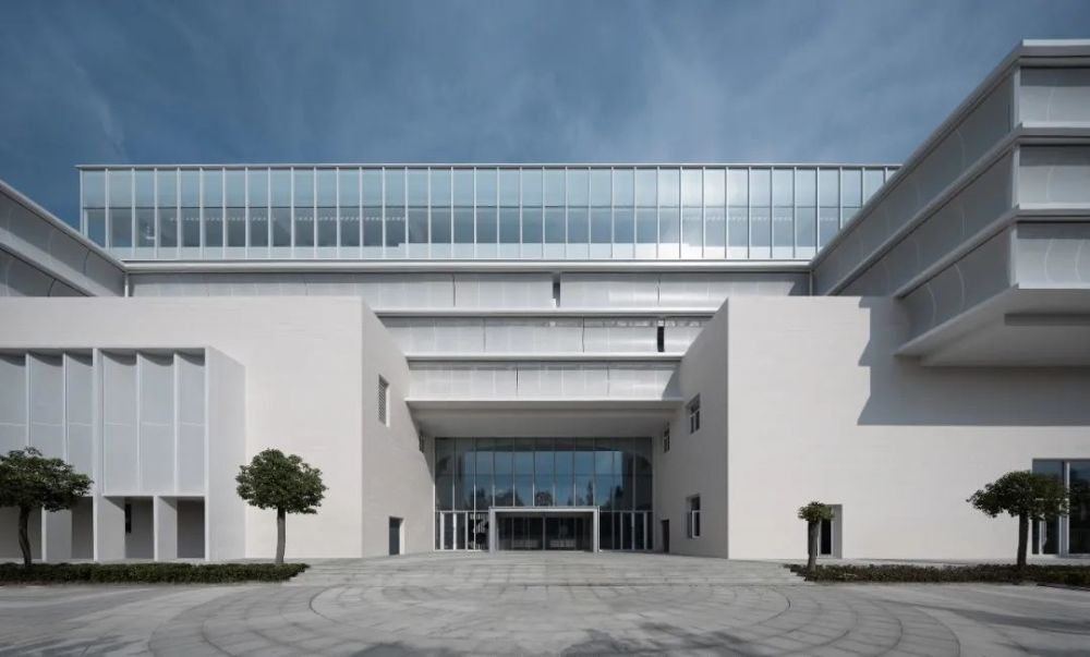 东台图书馆综合体改造设计严肃转向开放