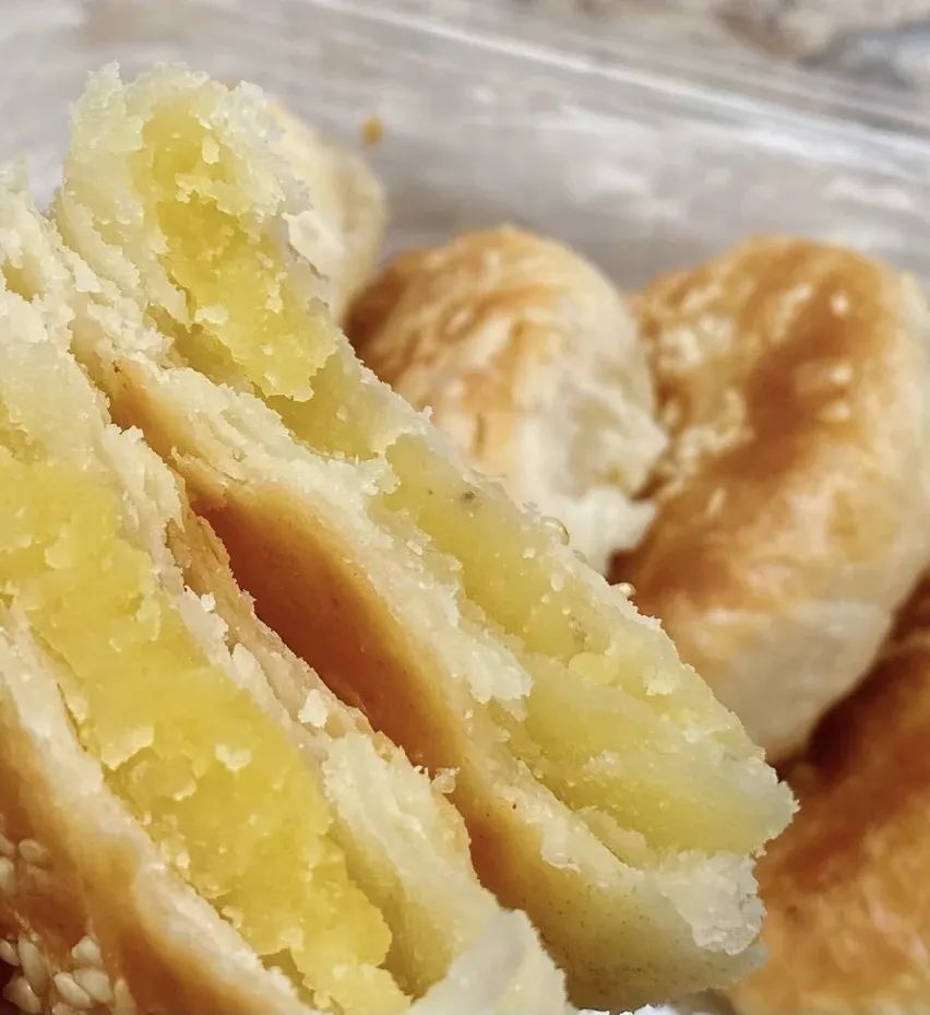 秋天就是要吃香酥板栗饼啊在石油路开了多年只卖一元钱的多年老店