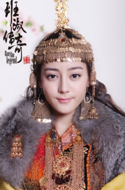 靠美貌,火辣身材出圈的迪丽热巴,是怎样一步步做到顶流的