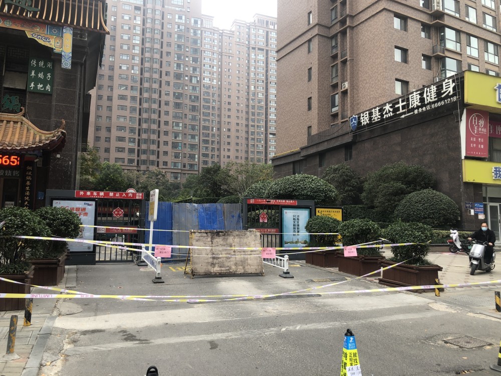 郑州银基王朝4期调整为中风险,大河报记者现场实探