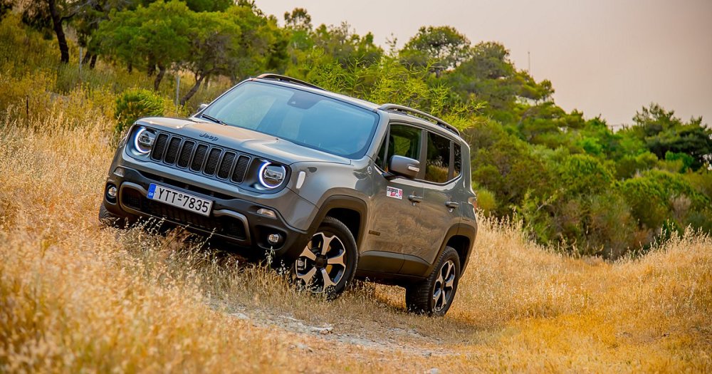 第一辆有"绿色"良心的吉普车:jeep renegade trailhawk 4xe