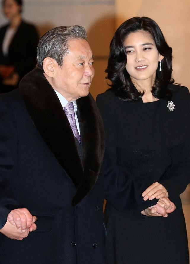 成熟的服装要穿的高级而不老气学三星长公主这么穿太显年轻