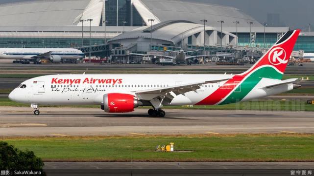 载旗的肯尼亚航空(kenya airways)有近40架飞机,包括3架777和9架787-8