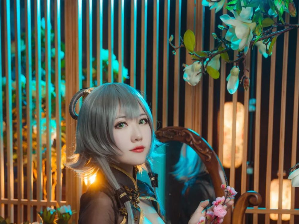 风色夭夭——金丝雀洛天依