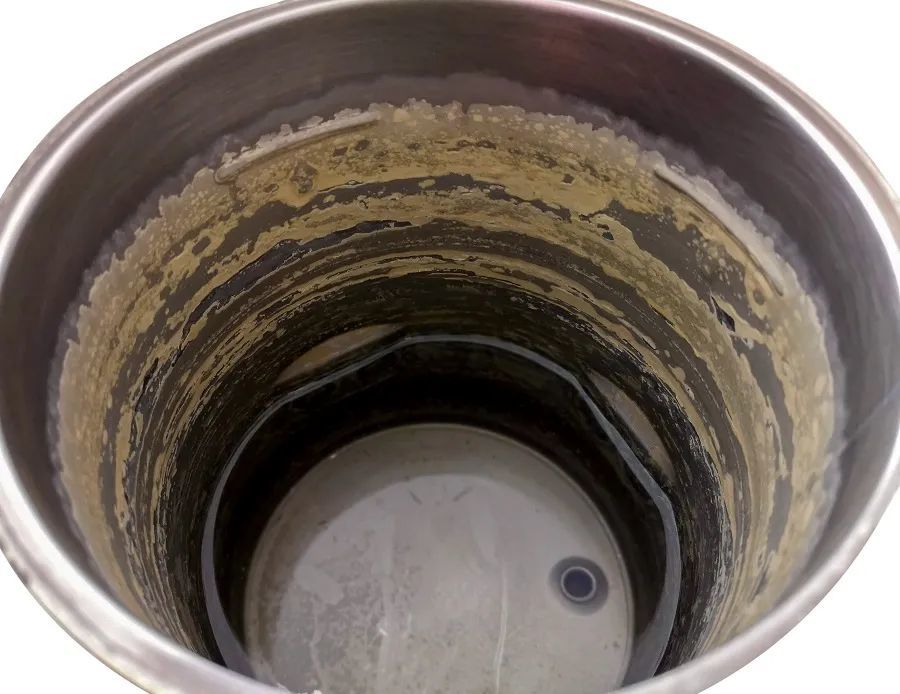 说起水垢,你是不是脑中立刻就会浮现起水壶底,那厚厚的一层白色东西