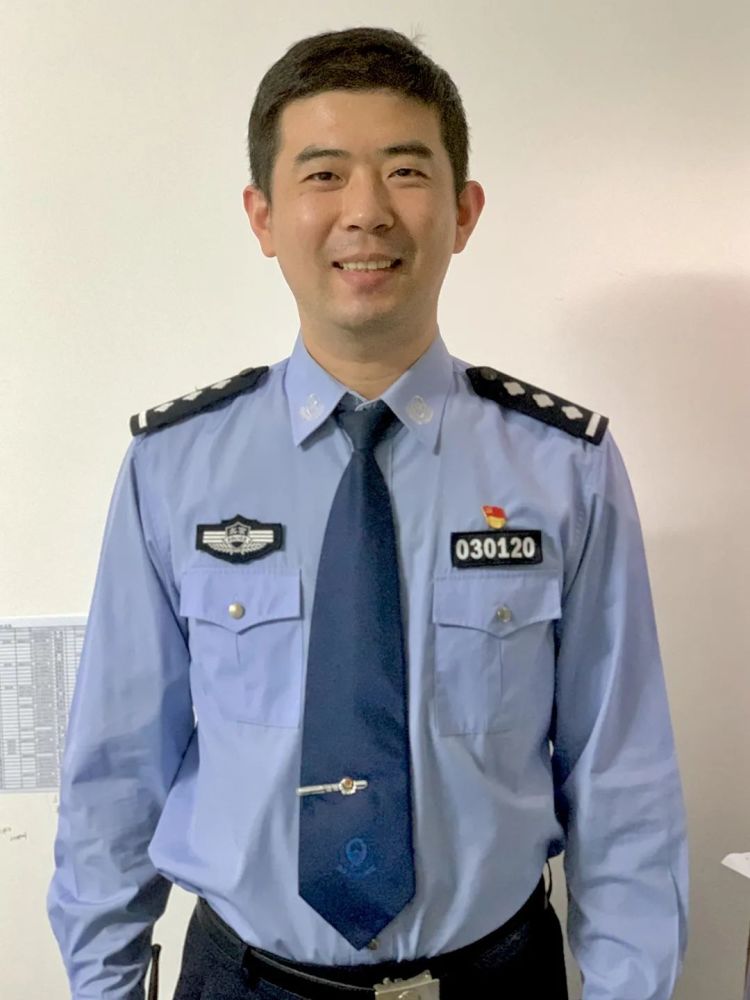 刑侦总队法制处 蔡重星★法制总队三支队