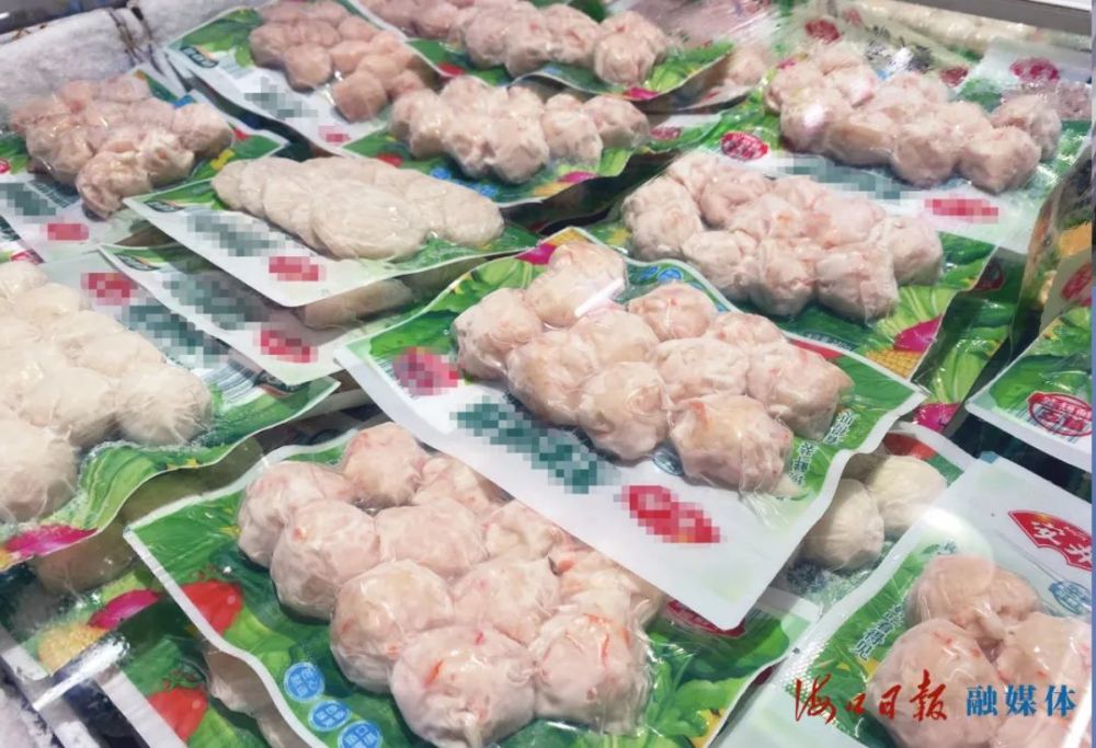 购买速冻食品应选择冷冻条件和贮藏条件靠谱的超市,不应选择那种直接
