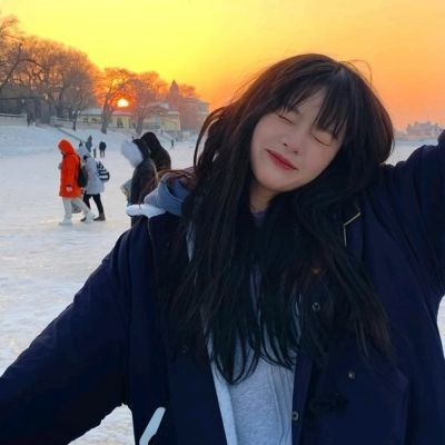 冬天下雪用的女生头像