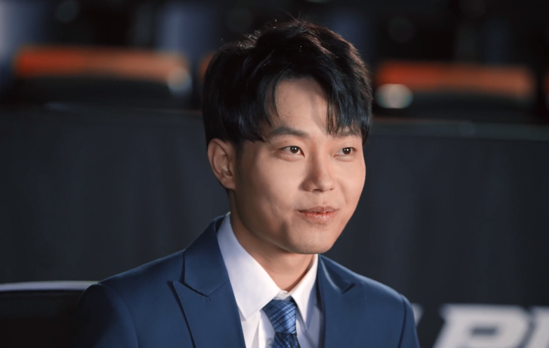 edg稳了?管泽元预测决赛比分 童扬模仿厂长把人逗乐了