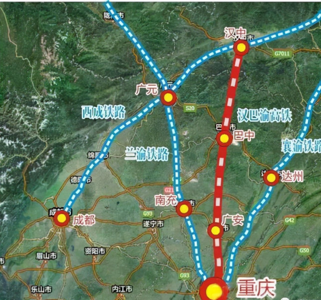 汉巴南高速铁路在南面与兰渝铁路,成达万高铁,达成铁路相交,在北面