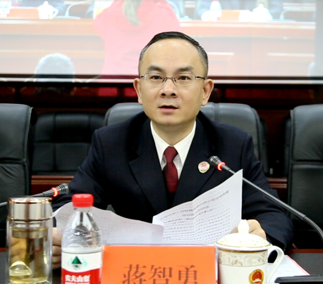 省检察院送来知识"盛宴" 隆回县法律职业共同体同堂培训班开讲啦