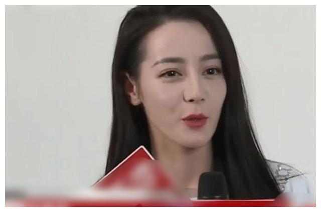 迪丽热巴的脸究竟发生了哪些变化?看完你就明白了