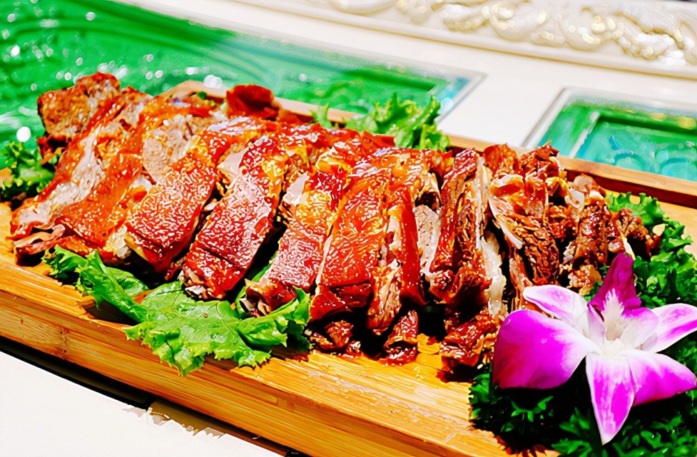 甘肃最出名的6道菜,鸡羊驼肉样样有,全是硬菜,看完肚子都饿了