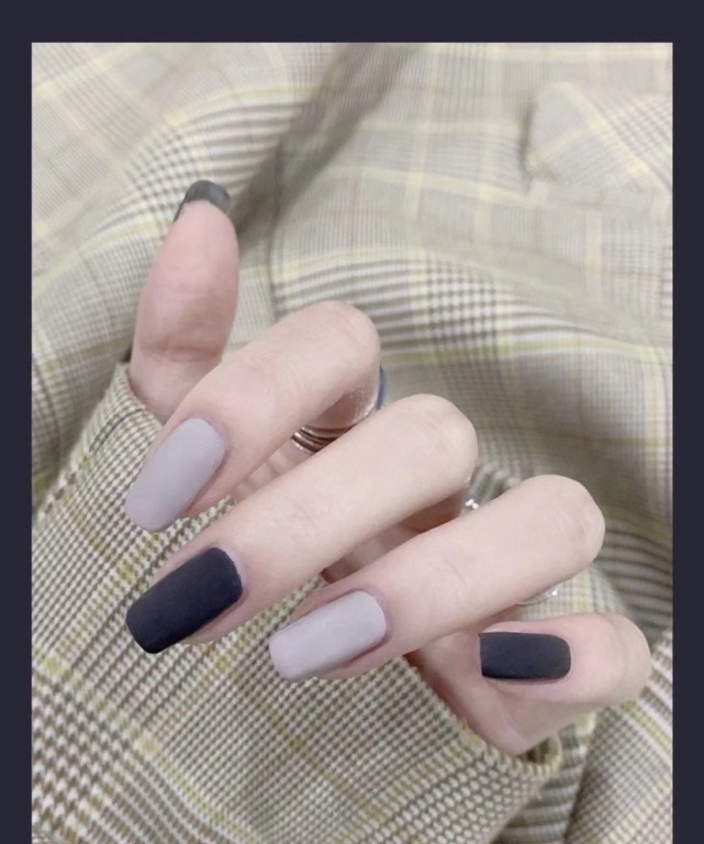 ins风高级冷淡风美甲