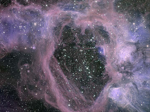 250光年内空无一物,哈勃拍到的n44星云里,究竟发生了什么?