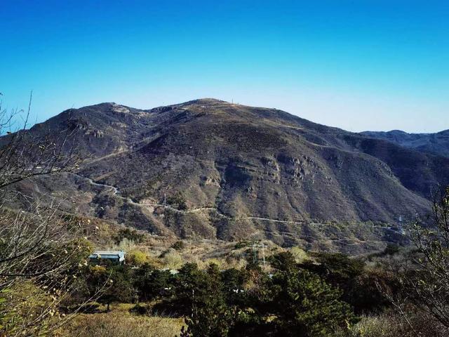 秋游北京金顶妙峰山,万岭参天朝古寺,一峰拔地镇群山