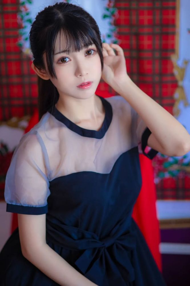 鳗鱼霏儿加藤惠礼服cosplay美女