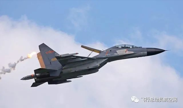 专家称:这两型战机联合会产生1 1>2的效益.