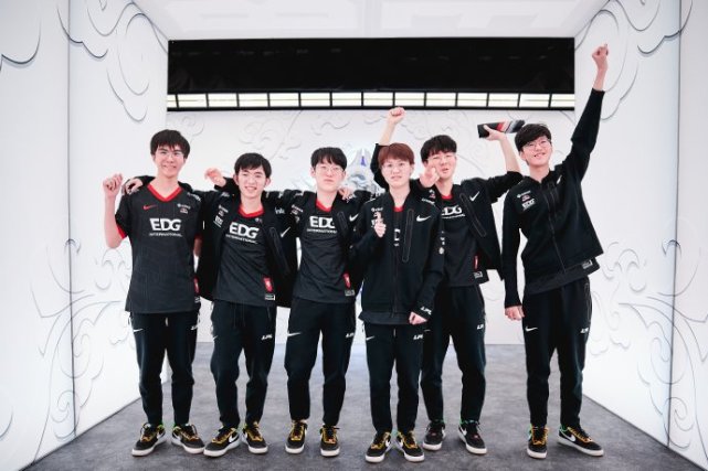 edg:我们是冠军!