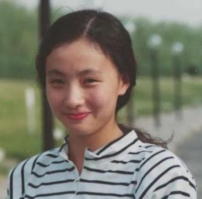 娱乐圈的明星,以眼睛为美得也有大把,但这6位明星却是真正的"狐狸眼"