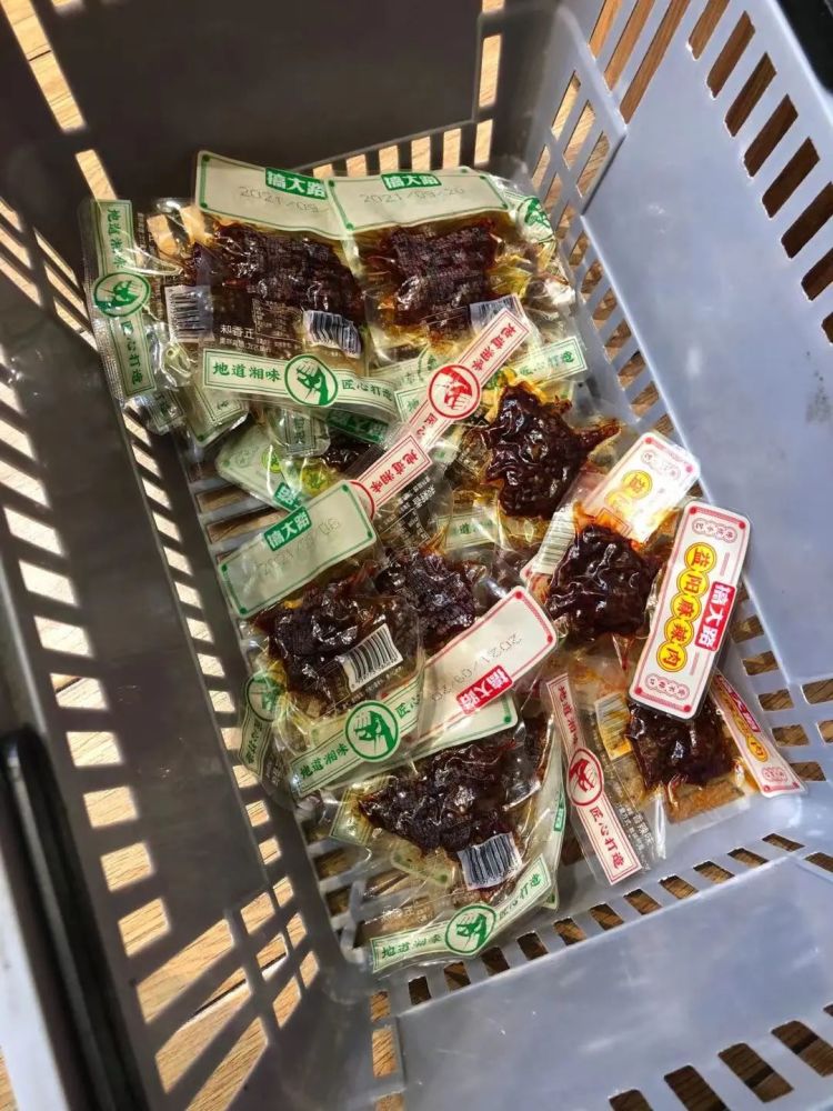 实采长沙本土3家零食店这些单品比网购更便宜