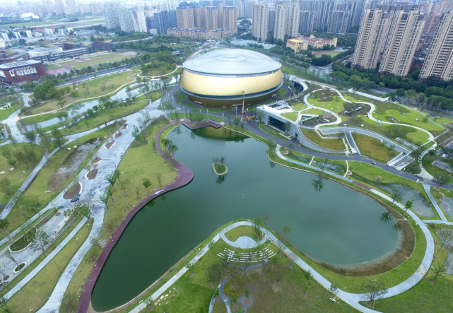 座城市的前世今生……拱墅运河体育公园体育场公园位于拱墅区申花单元
