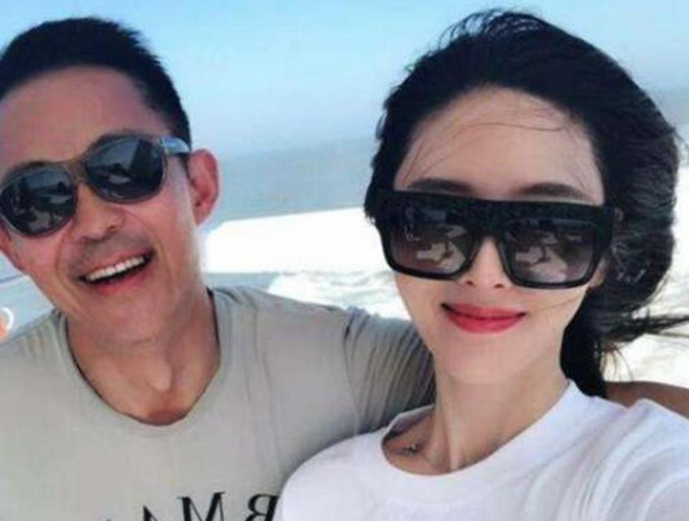 7位嫁给"老大叔"的女星,是图钱,图名利,还是图真情?