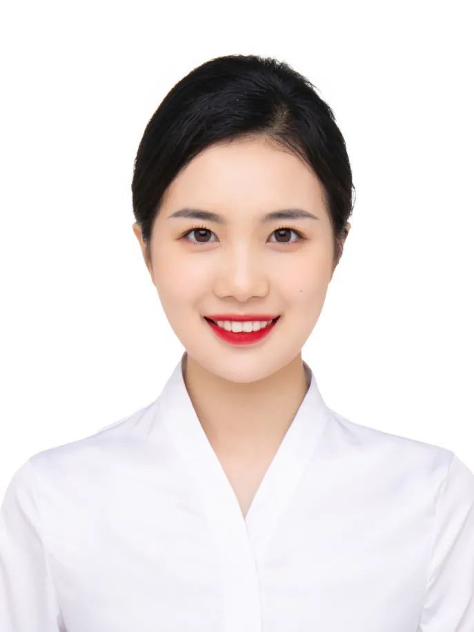 又一波颜值暴击!海联学长学姐完美示范,如何拍出好看的证件照