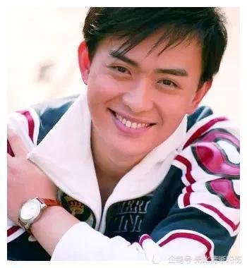 著名演员黄海冰把前妻当亲人二婚娶小12岁妻子过另类小日子