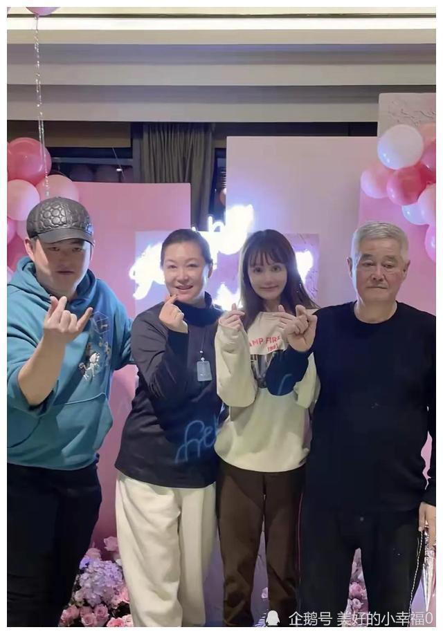 赵本山妻子马丽娟当初是第三者插足吗他们认识时与前妻离了吗