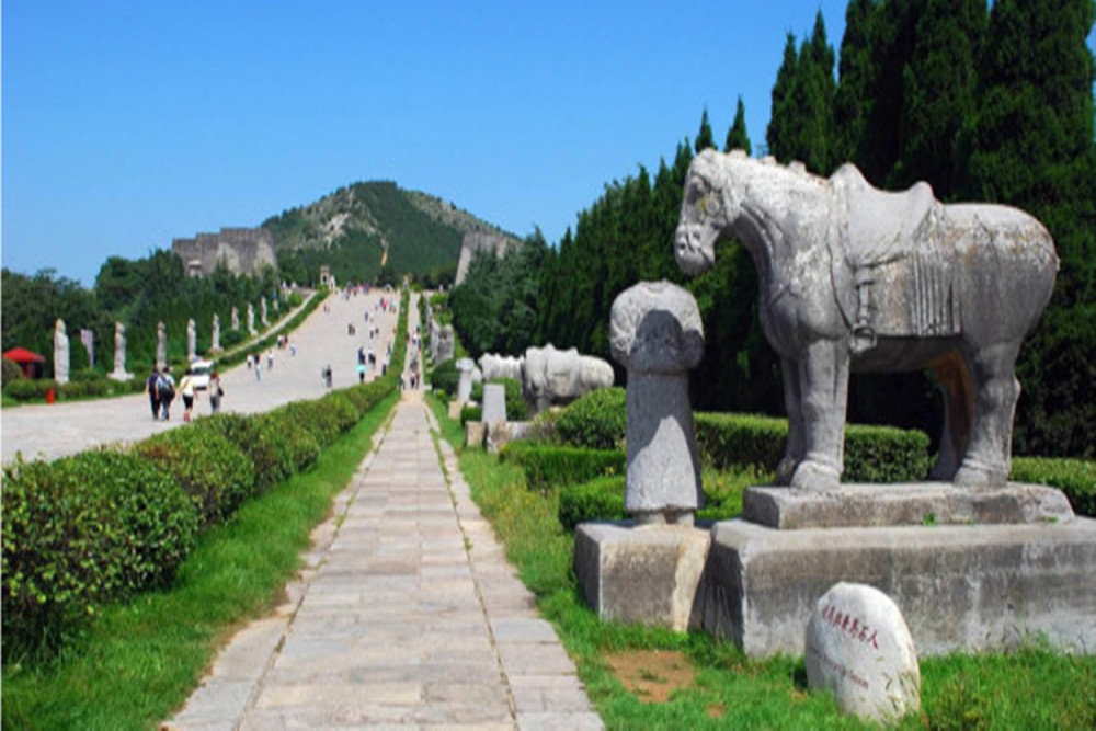 第四处是马嵬驿民俗文化村,是咸阳兴平市下辖村,是国家4a级景区,将