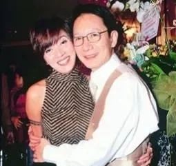 "一生坎坷"的梅艳芳:没留遗产给母亲,却留了两套房子