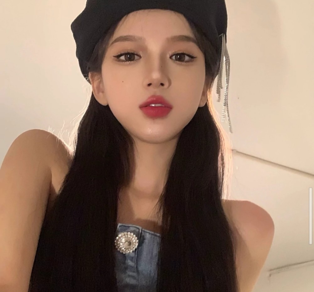 ins宝藏女头